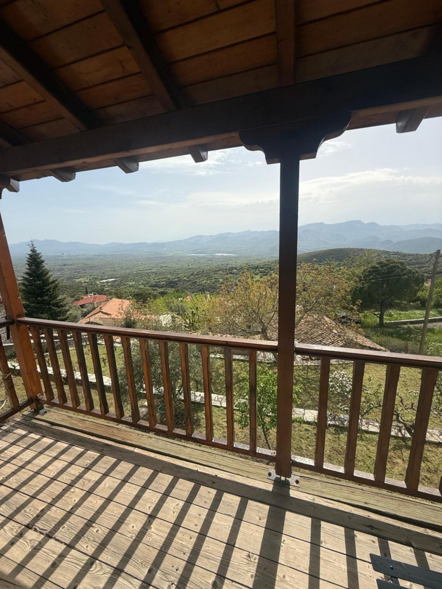 Arcadianis Lakeview Villa At Psari Arkadias Psárion 外观 照片