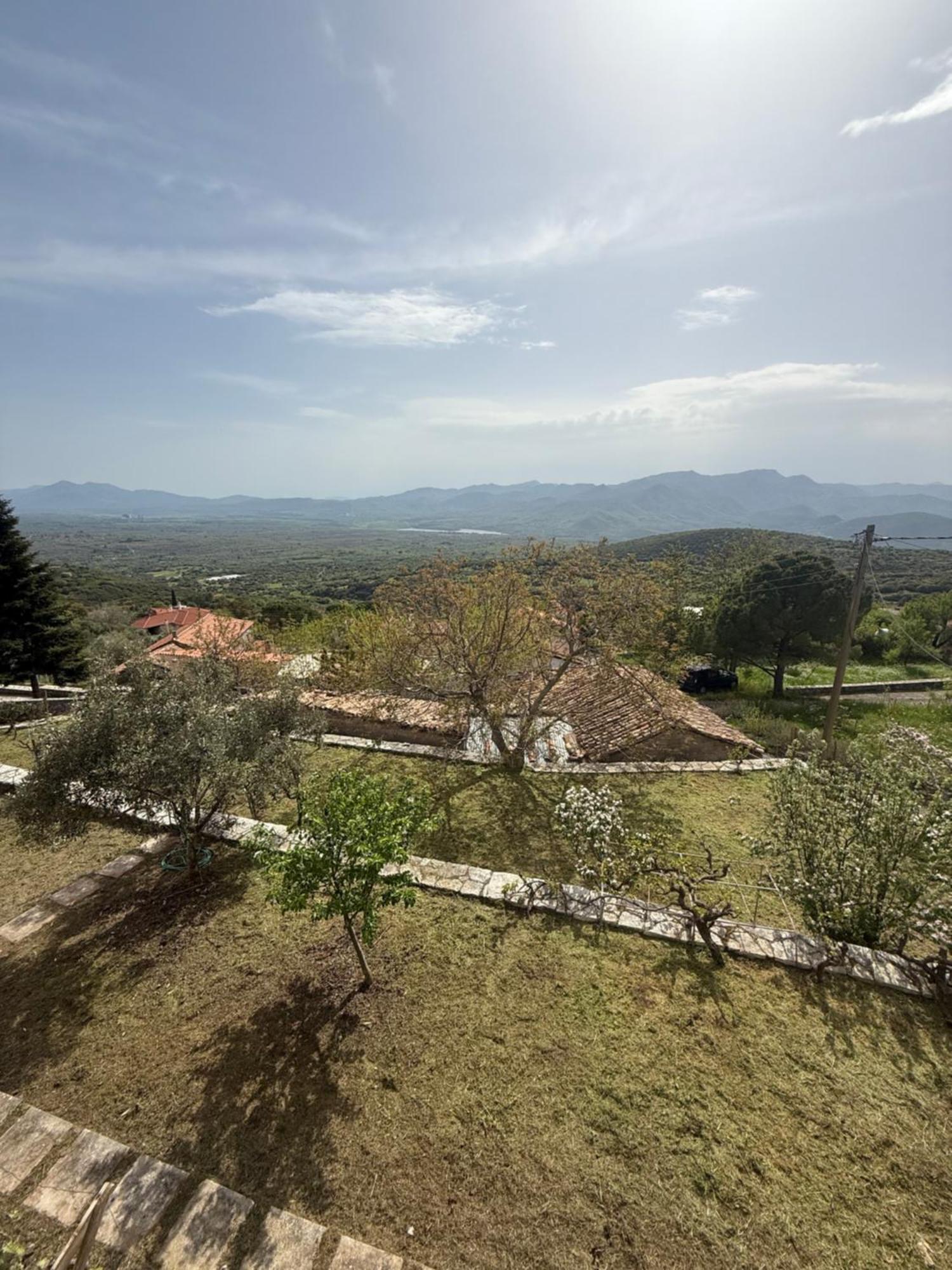 Arcadianis Lakeview Villa At Psari Arkadias Psárion 外观 照片