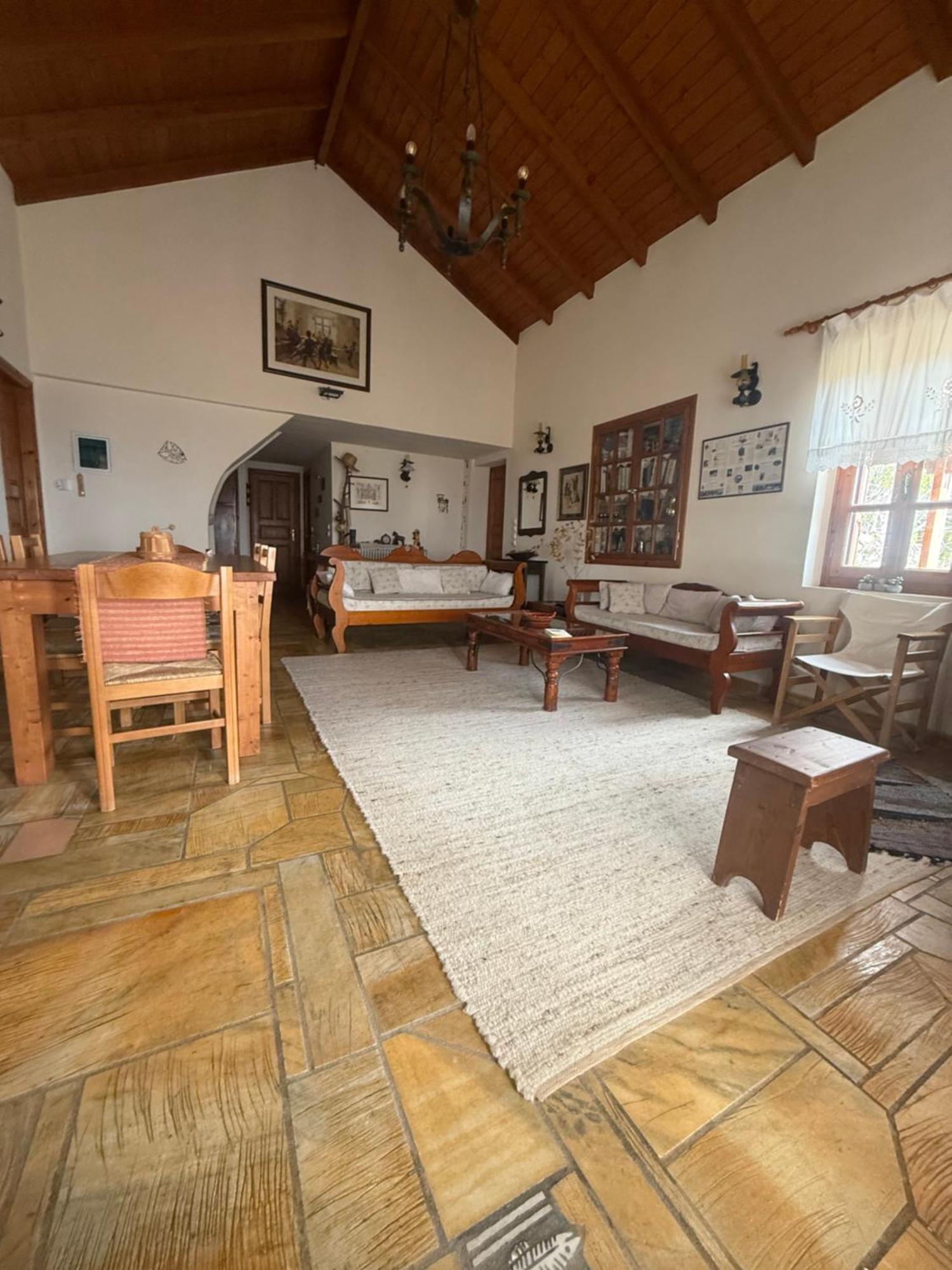 Arcadianis Lakeview Villa At Psari Arkadias Psárion 外观 照片